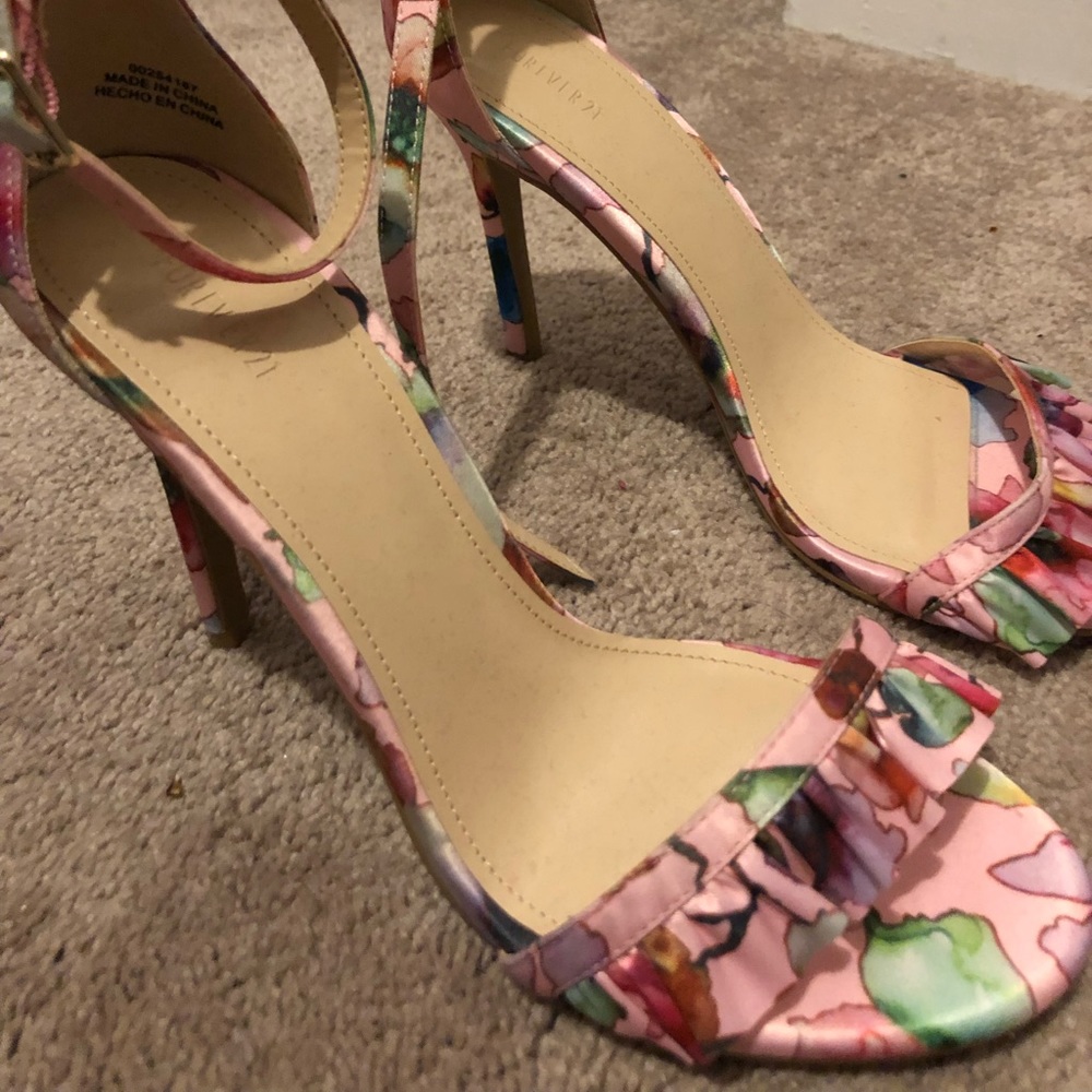 pink patterned heels
